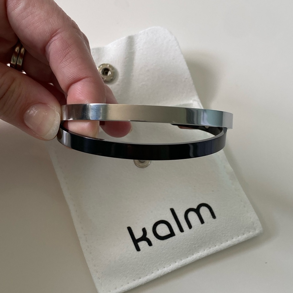 Kalm Silver and Black Bangles